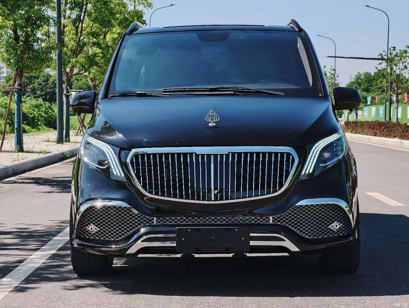 Mercedes-Benz 7, 2021 31