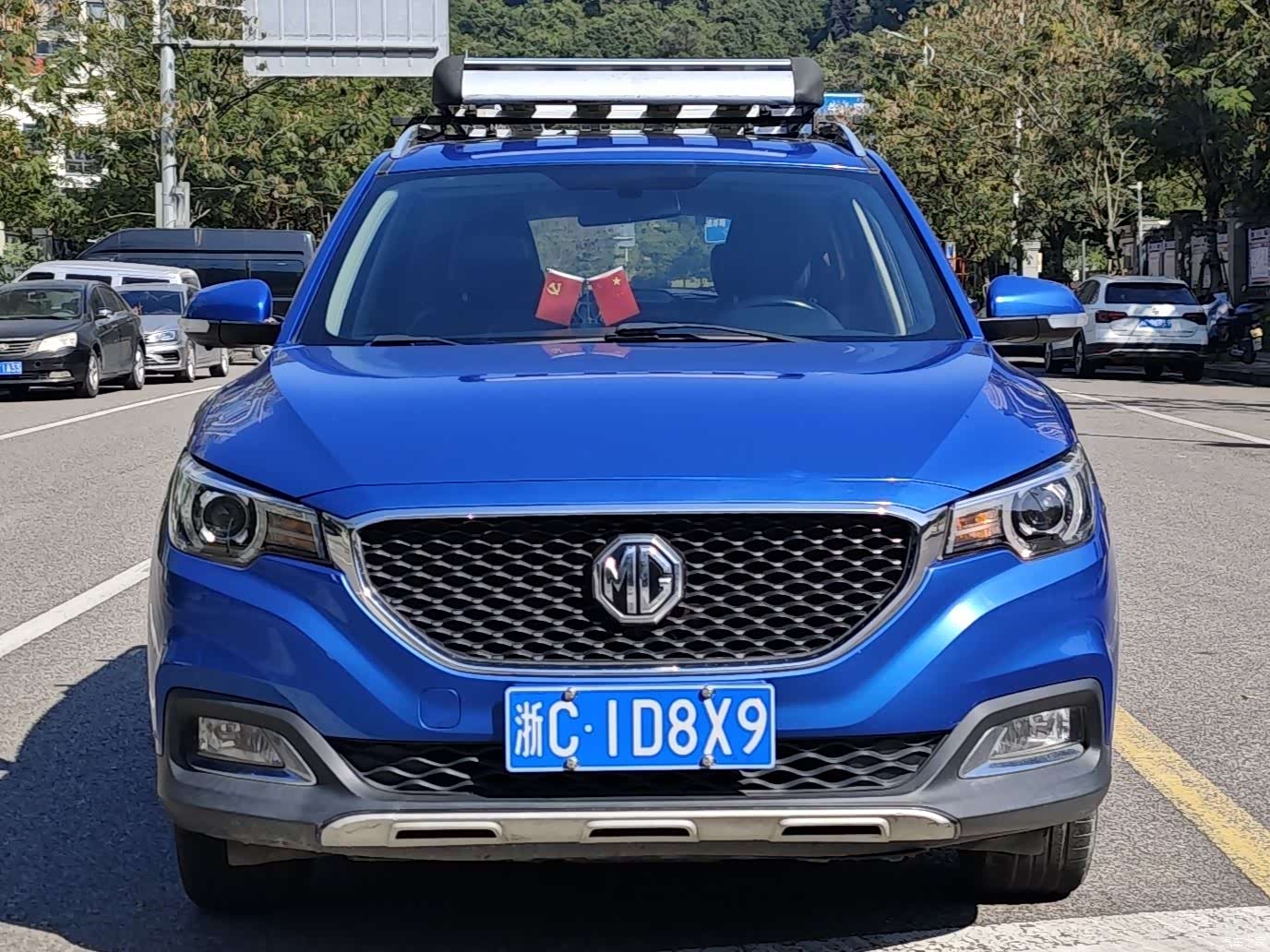 MG ZS, 2017 8