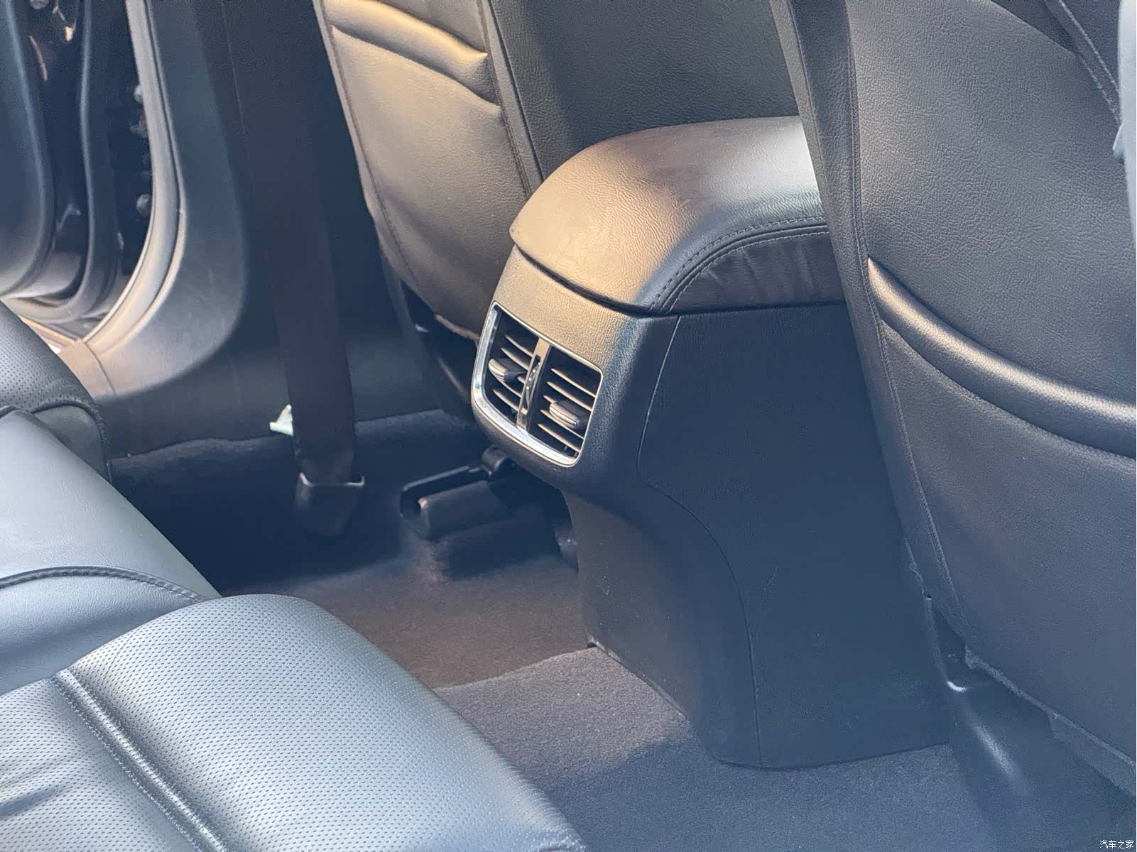 Mazda Atenza, 2017 7