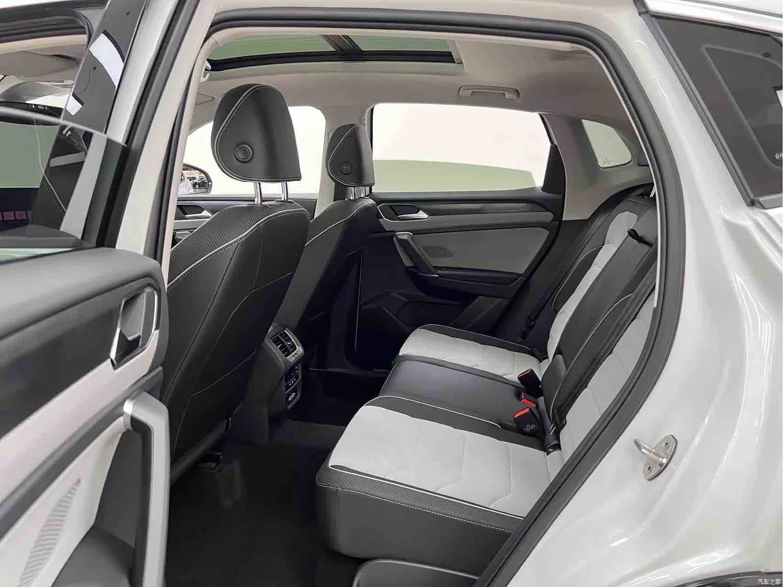 Volkswagen Tayron, 2025 9