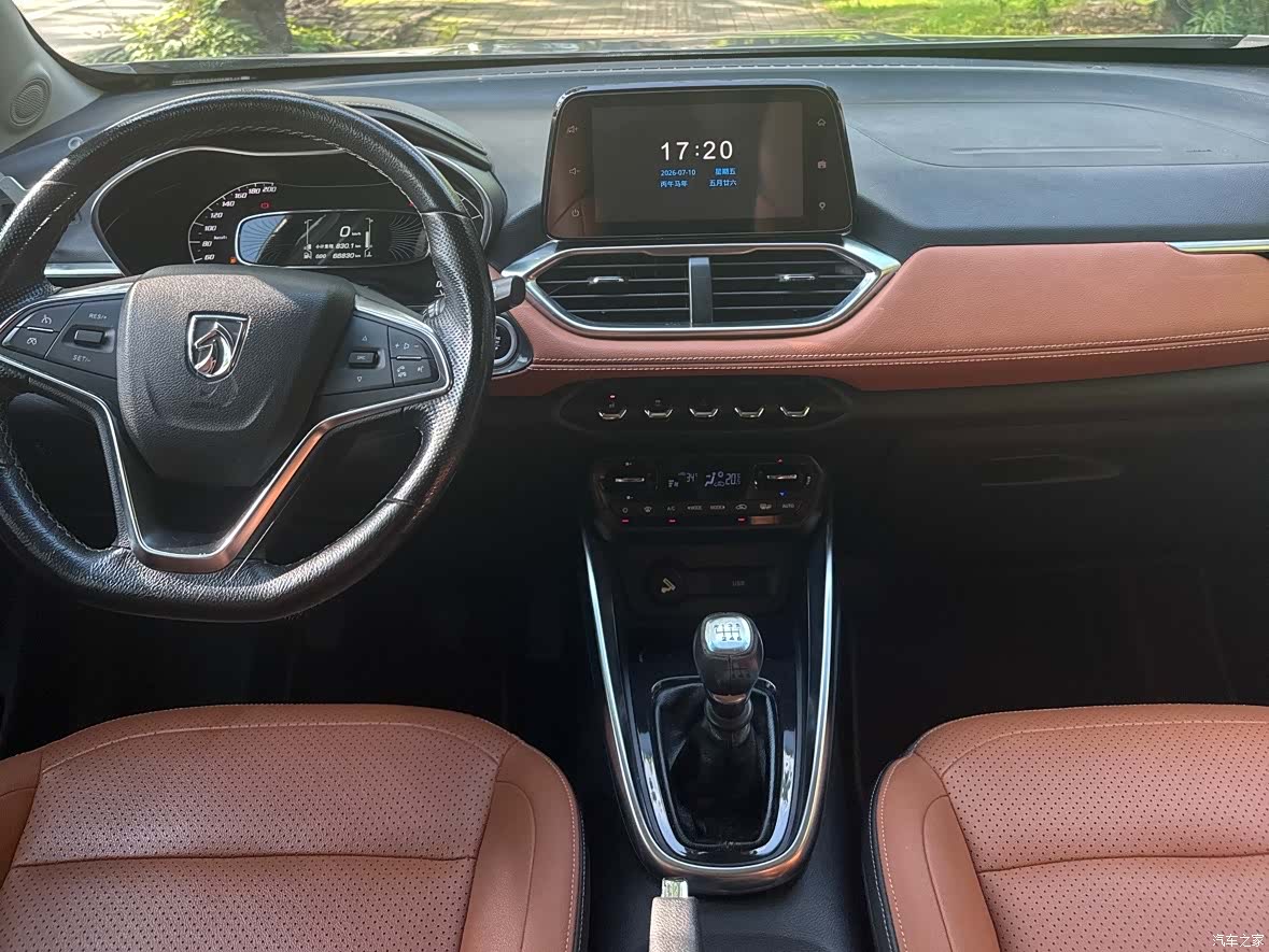 Wuling 510, 2017 10
