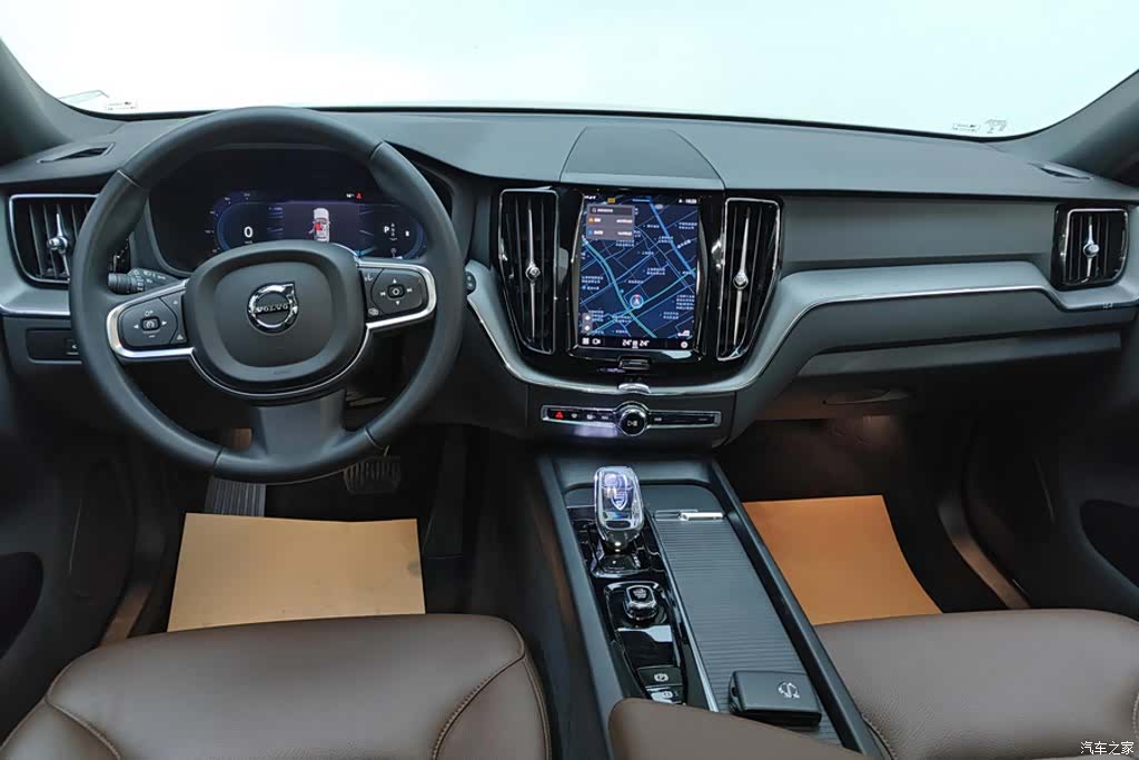 Volvo XC60, 2024 12