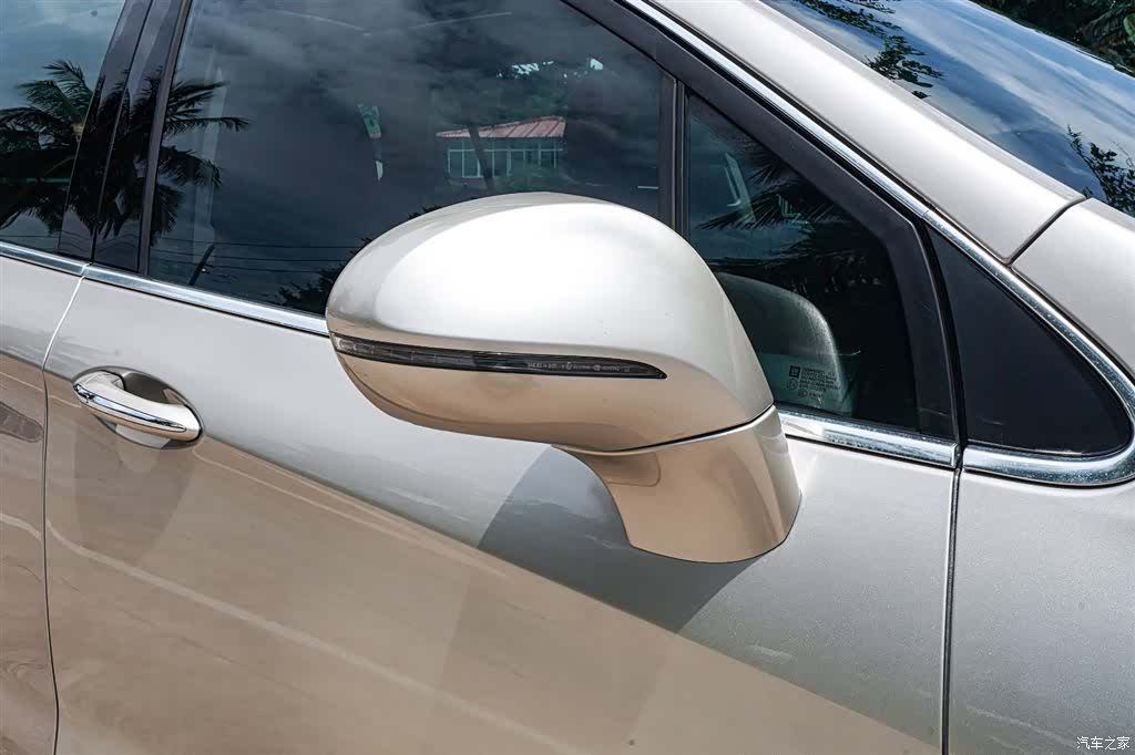 Buick Envision Plus, 2017 19