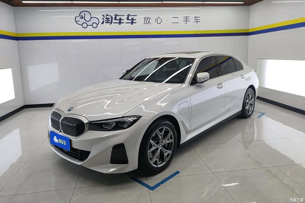 BMW i3, 2025 1