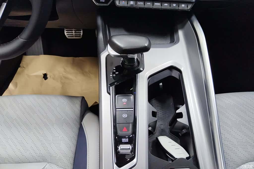 Geely Preface, 2021 16