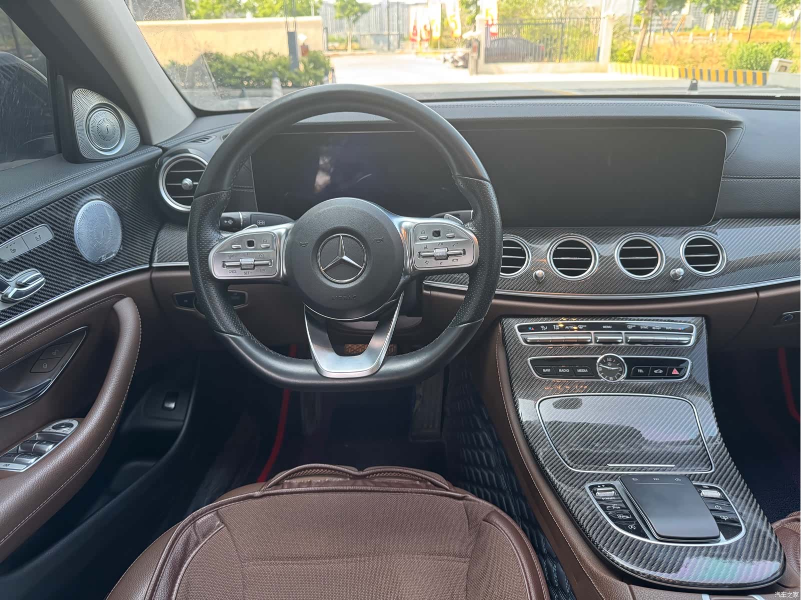 Mercedes-Benz E-Class, 2019 10