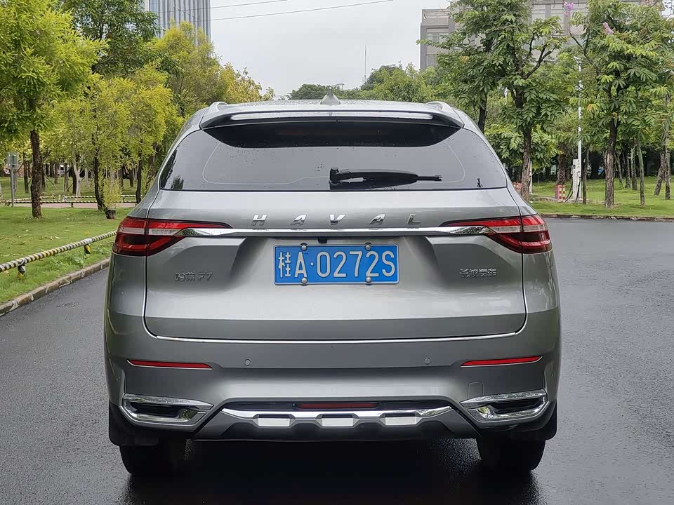Haval F7