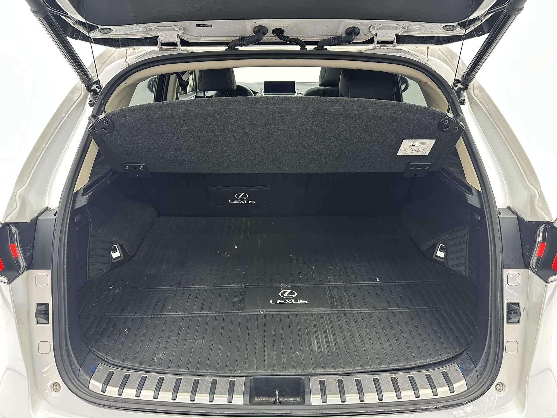 Lexus NX, 2021 18