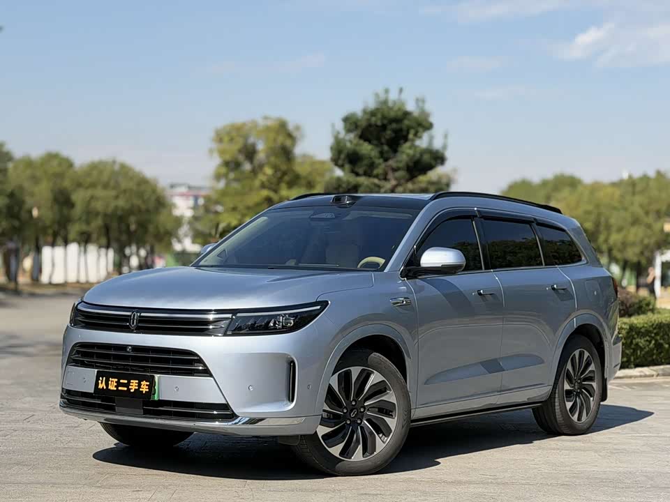 AITO Ask the world M7