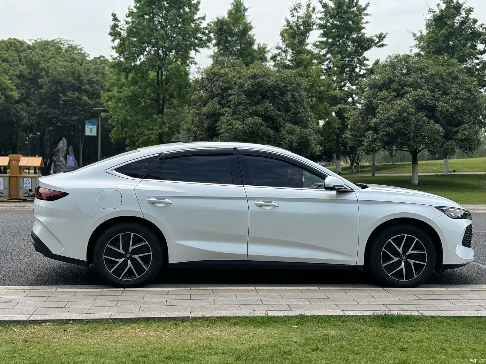 BYD Qin, 2024 8