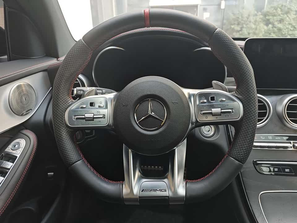 Mercedes-Benz GLC AMG