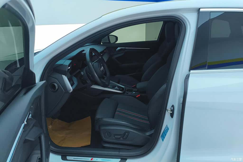 Audi A3, 2024 9