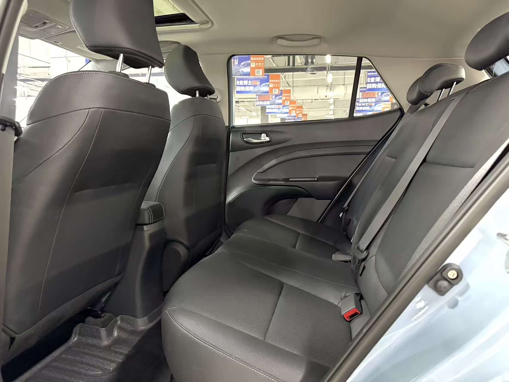 Kia KX1, 2026 4
