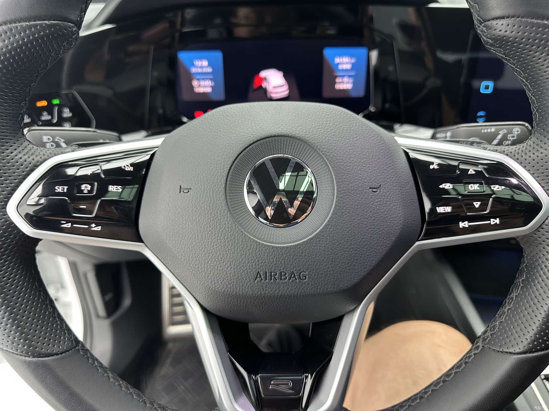 Volkswagen Golf, 2022 14