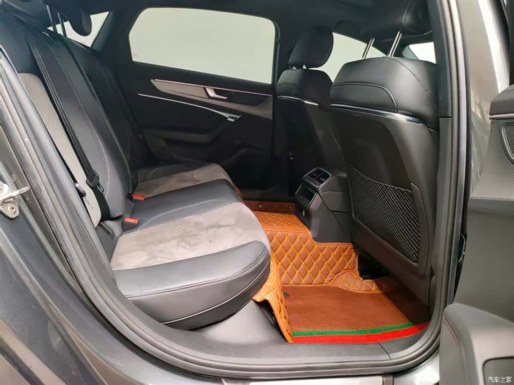 Audi A6L, 2021 7