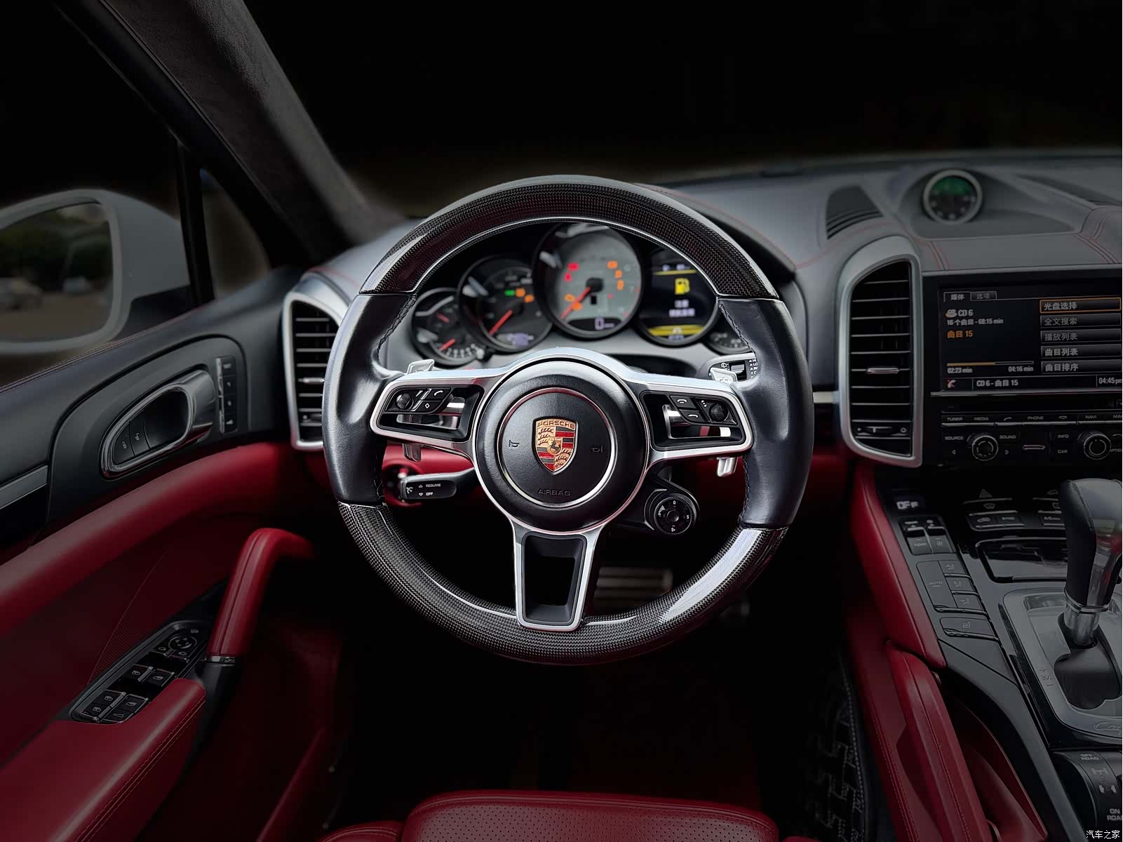 Porsche Cayenne, 2015 7