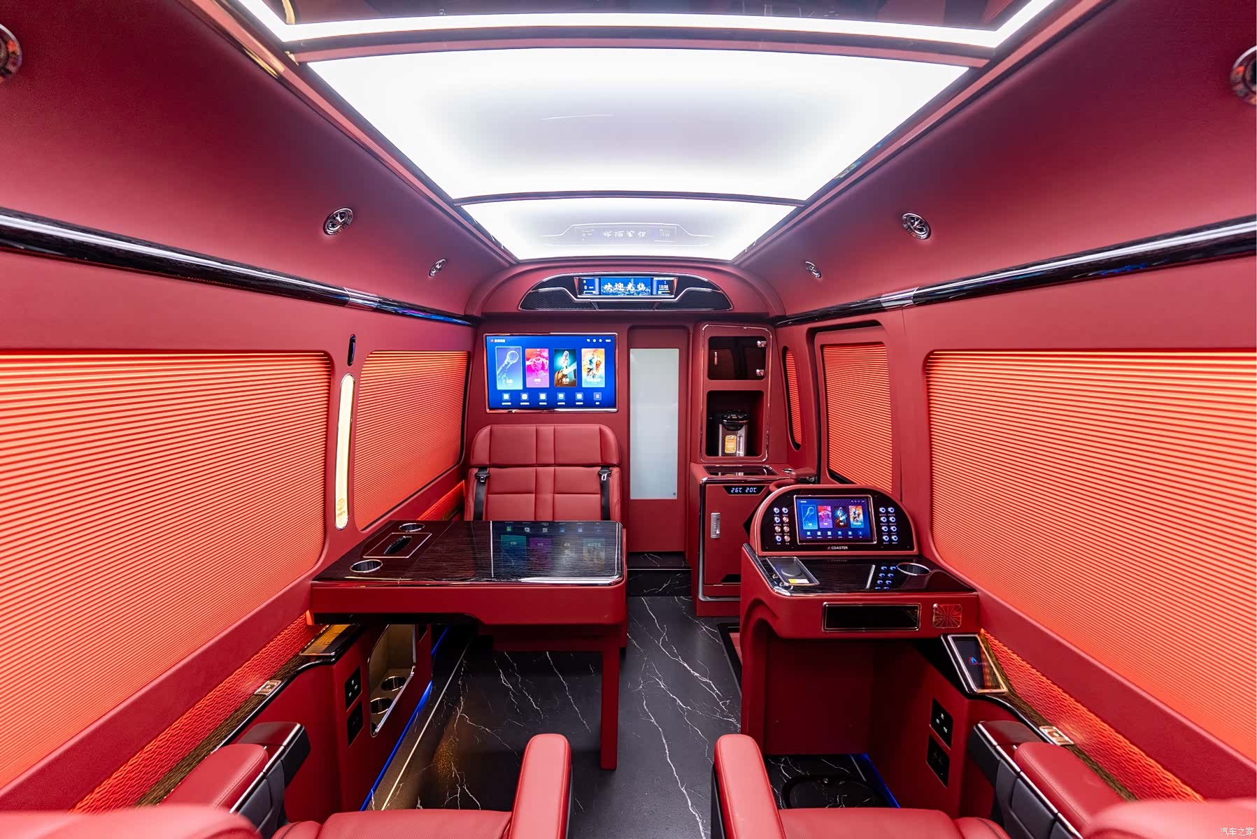 Toyota Coaster, 2025 19