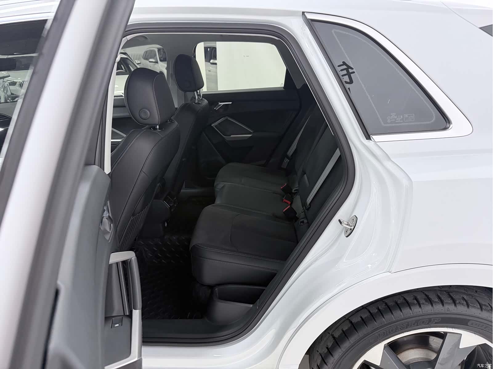 Audi Q3, 2022 12