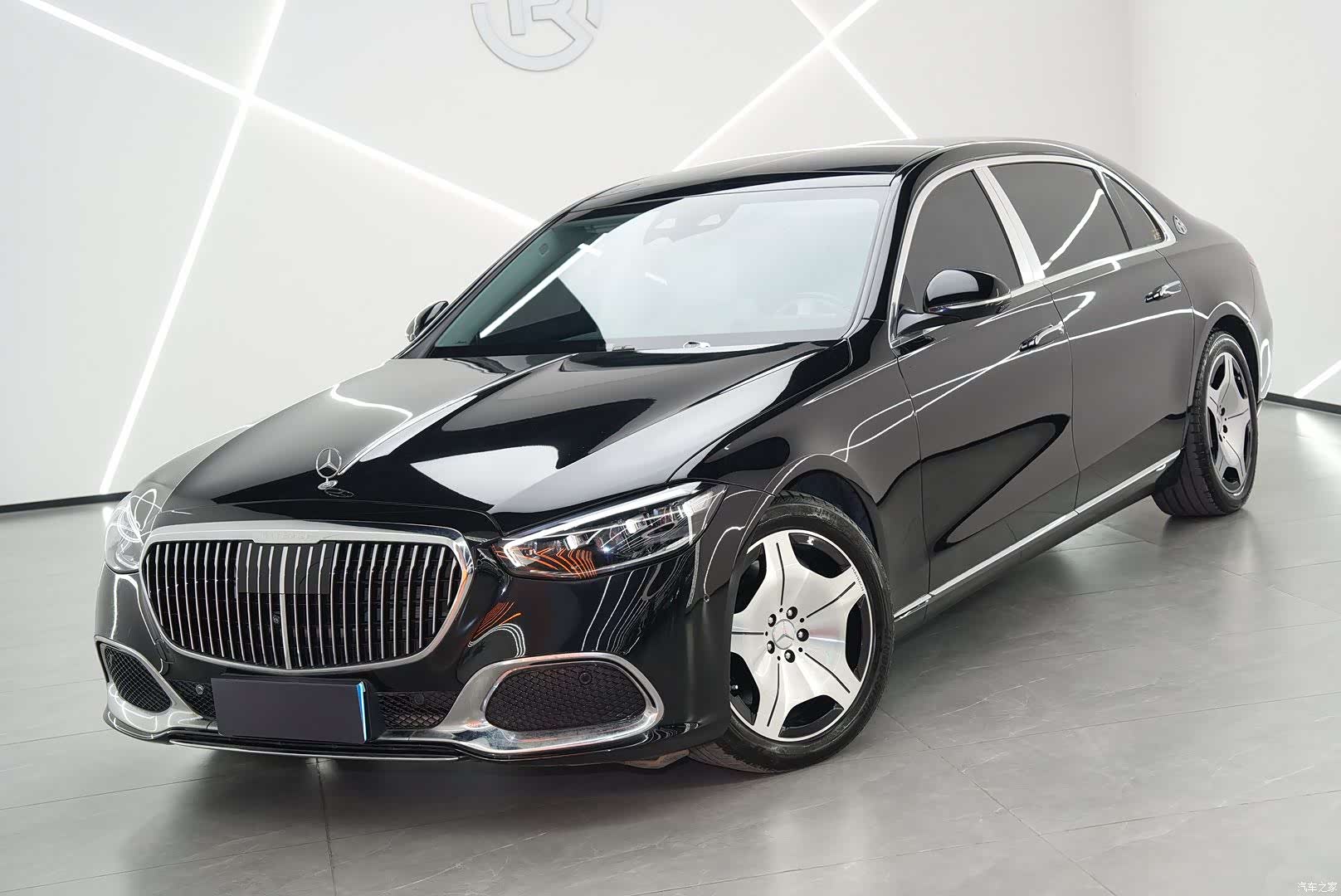 Maybach S-Class, 2023 3