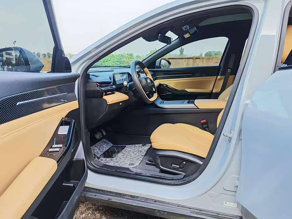 Geely Galaxy Galaxy L6