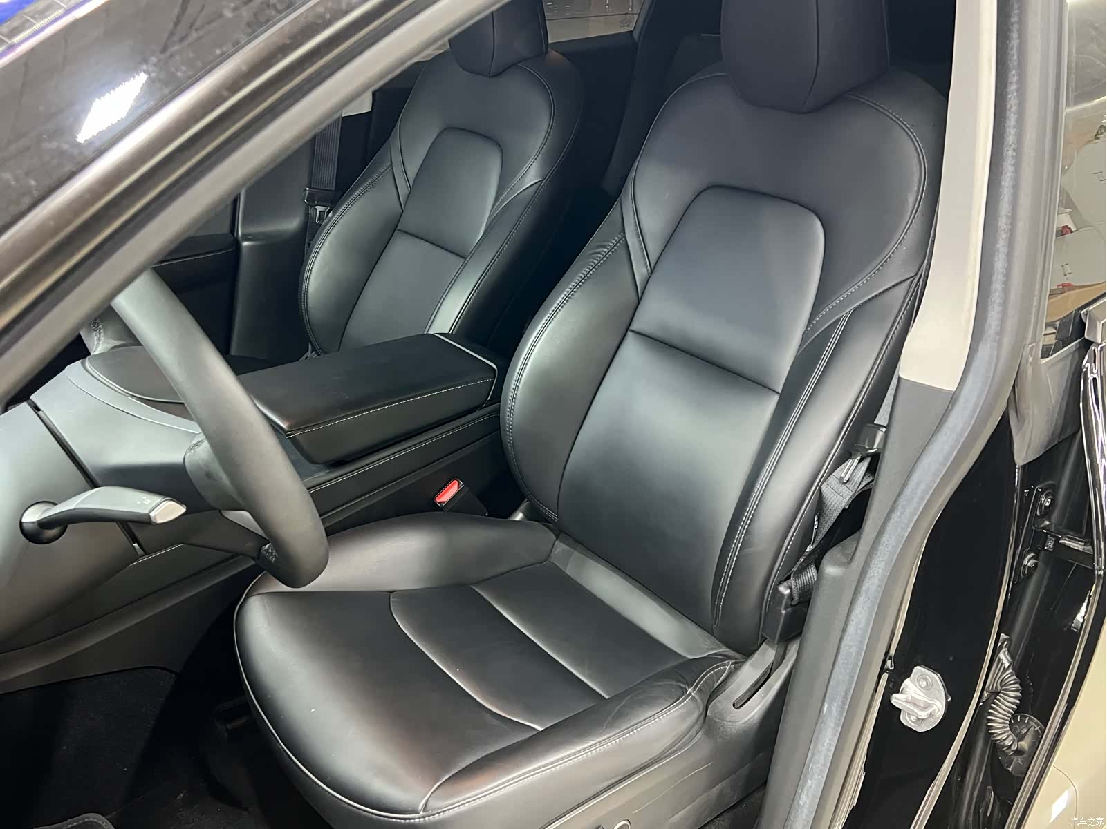 Tesla Model Y, 2023 6