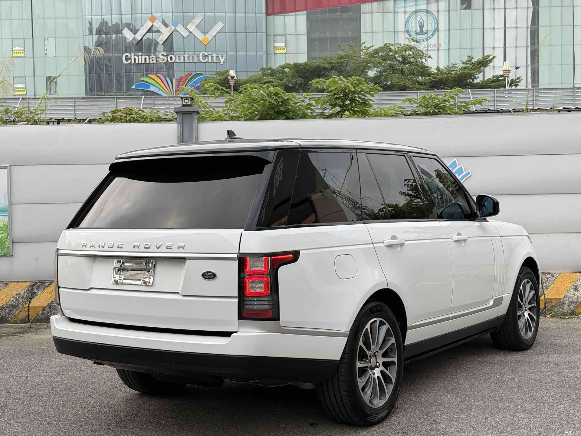 Land Rover Range Rover, 2016 3