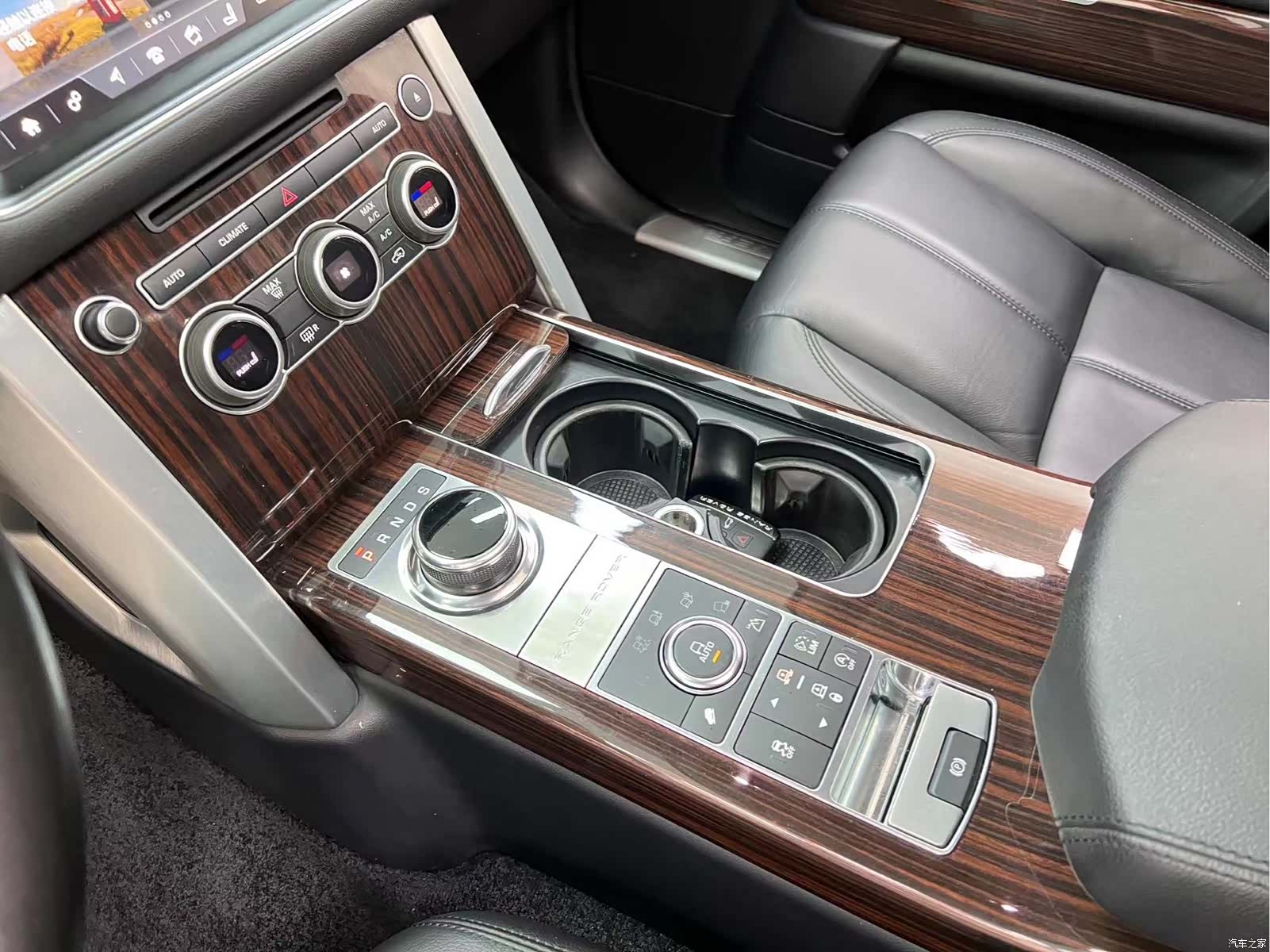 Land Rover Range Rover, 2018 28