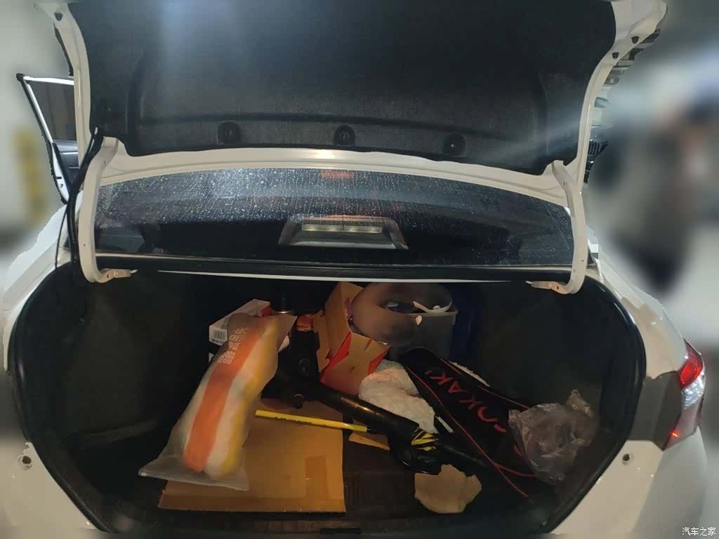 Toyota Corolla, 2018 16