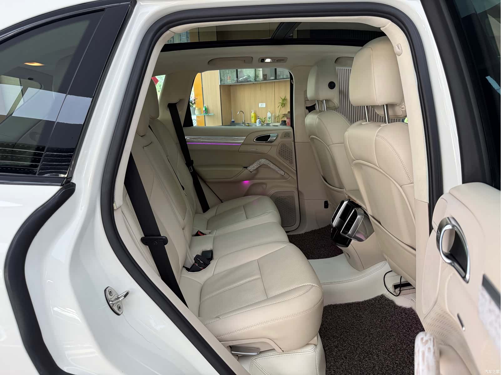 Porsche Cayenne, 2011 28