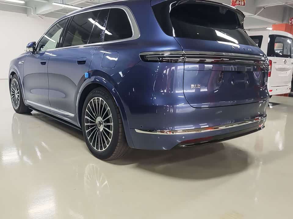 AITO Ask the world M7