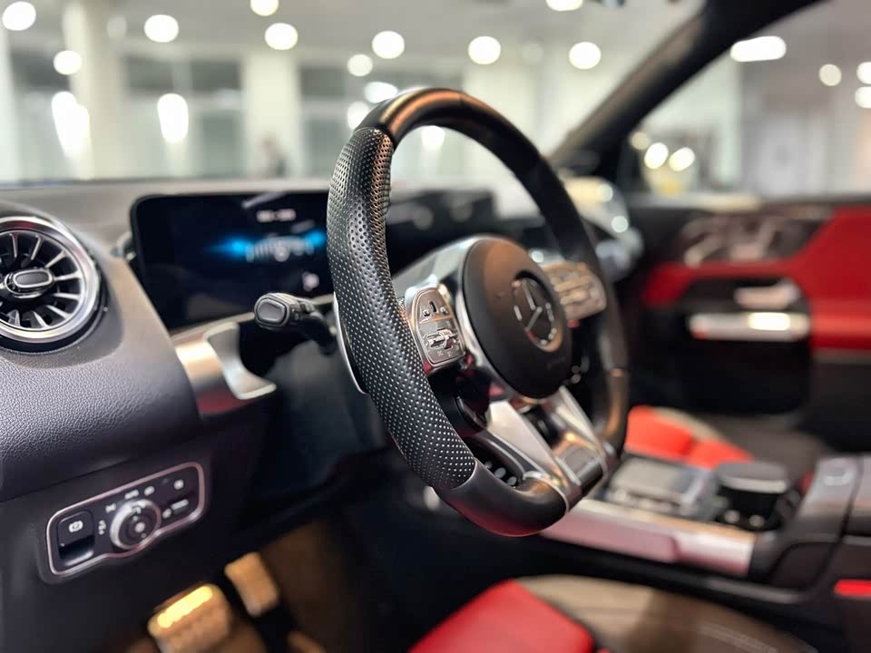 Mercedes-Benz GLB AMG