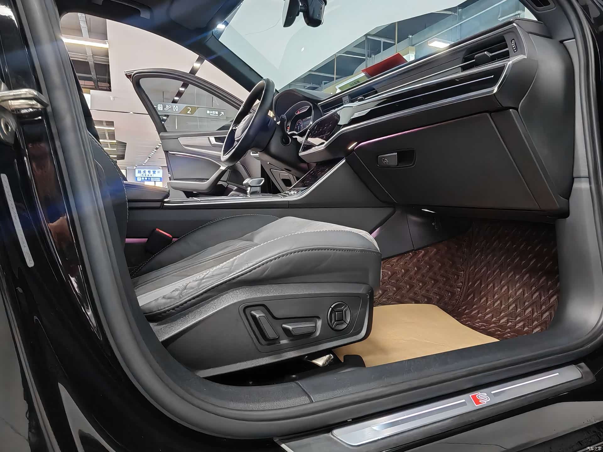 Audi A6L, 2021 25