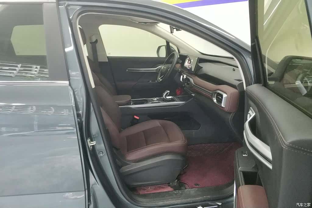 Geely Haoyue, 2022 8