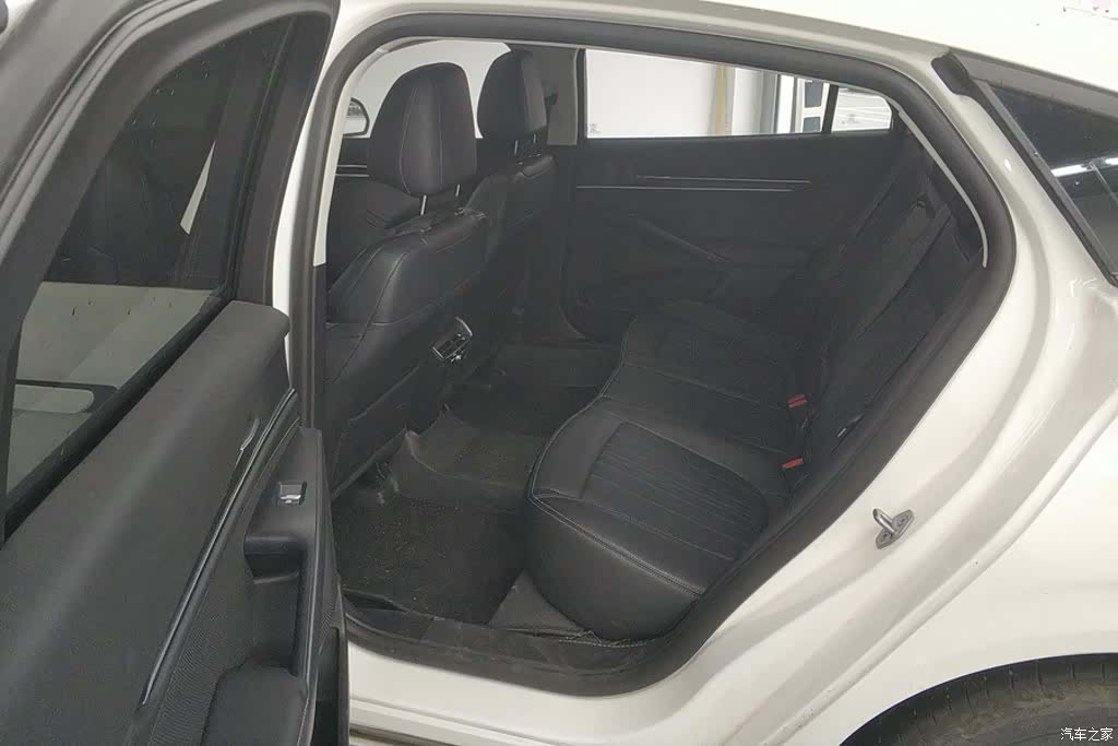 Ford Mondeo, 2025 11