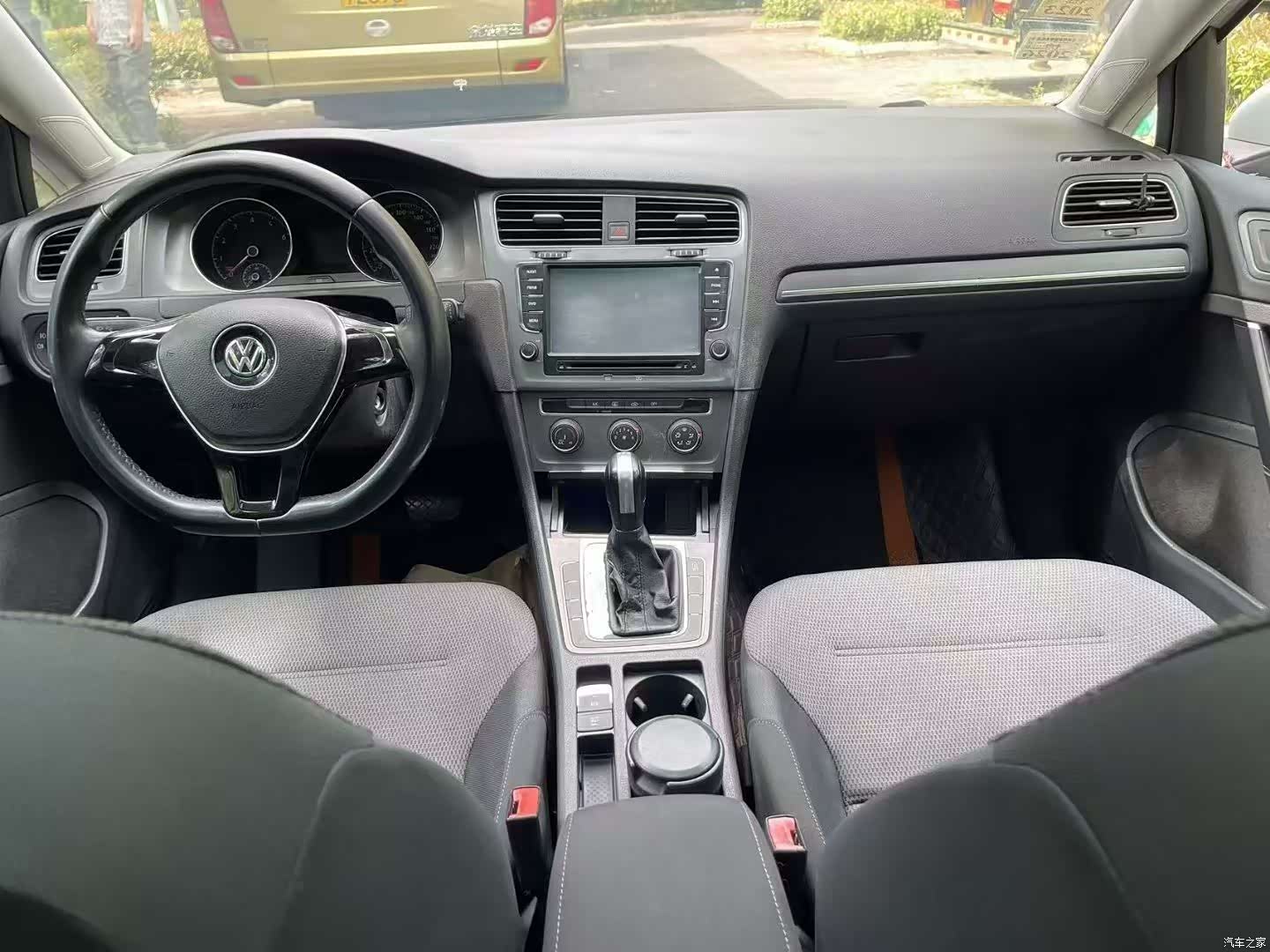 Volkswagen Golf, 2015 9
