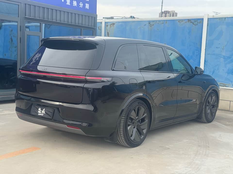 Li Auto Ideal L8