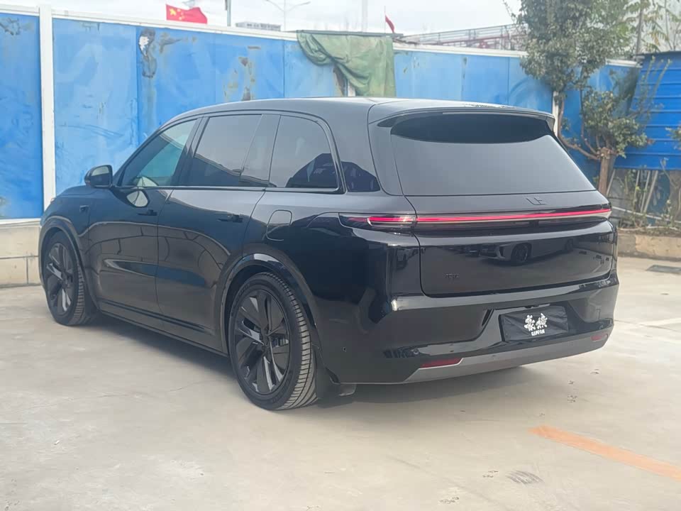 Li Auto Ideal L8
