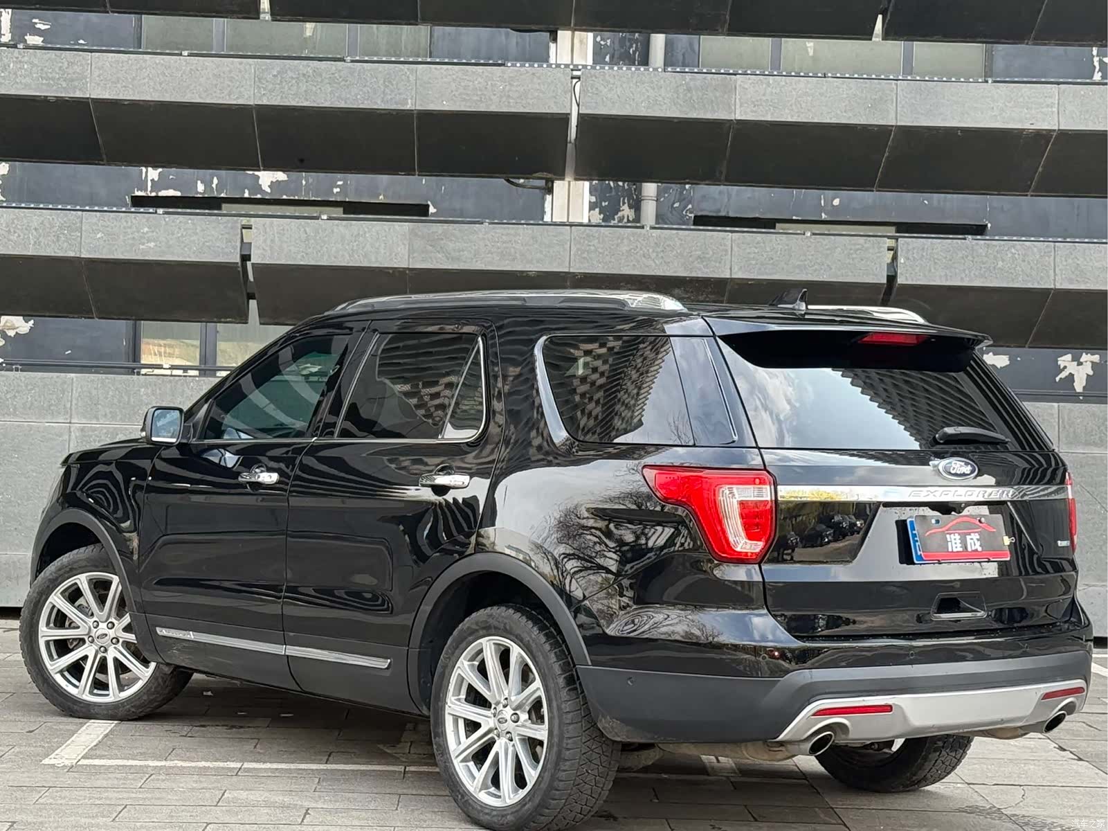 Ford Explorer, 2018 4
