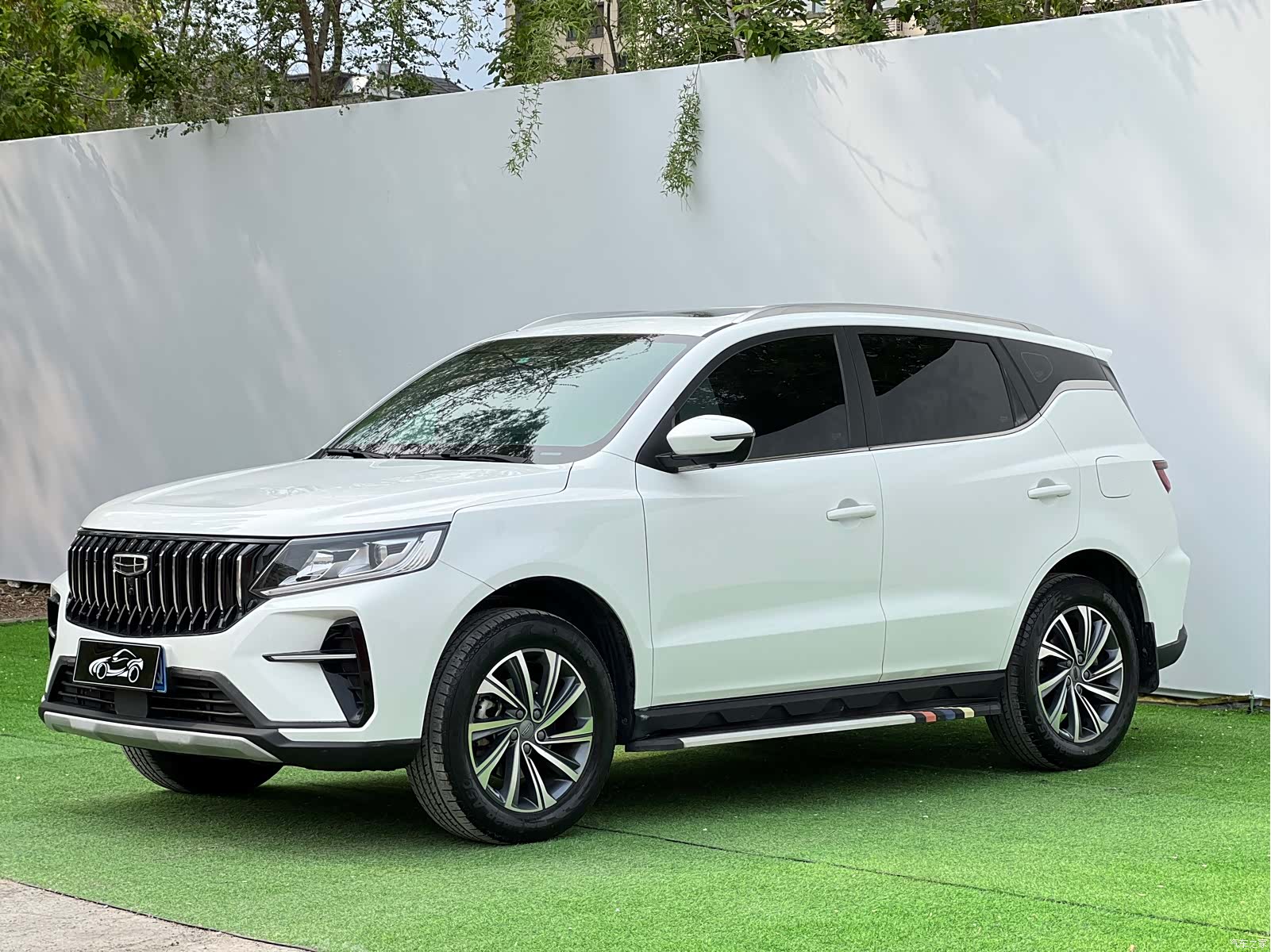 Geely X6, 2022 1