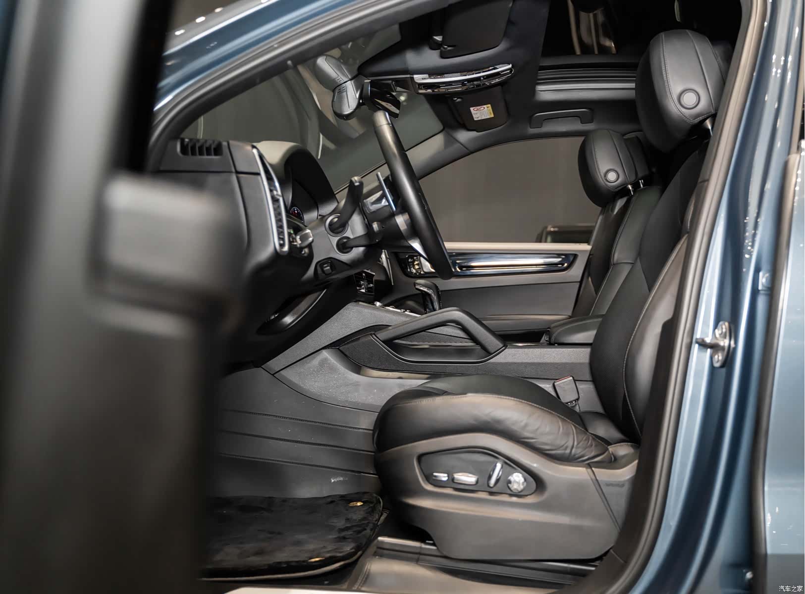 Porsche Cayenne, 2020 11
