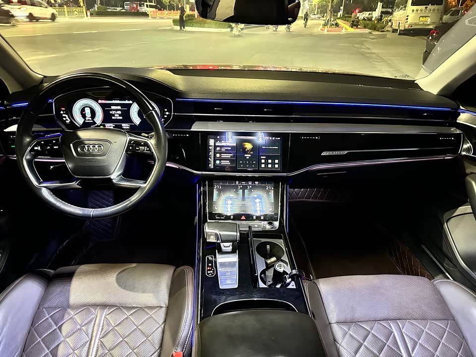Audi A8 Audi A8