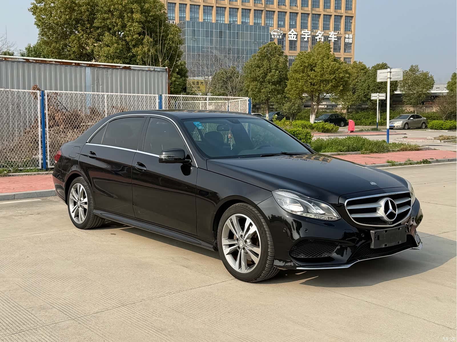 Mercedes-Benz E-Class, 2014 3