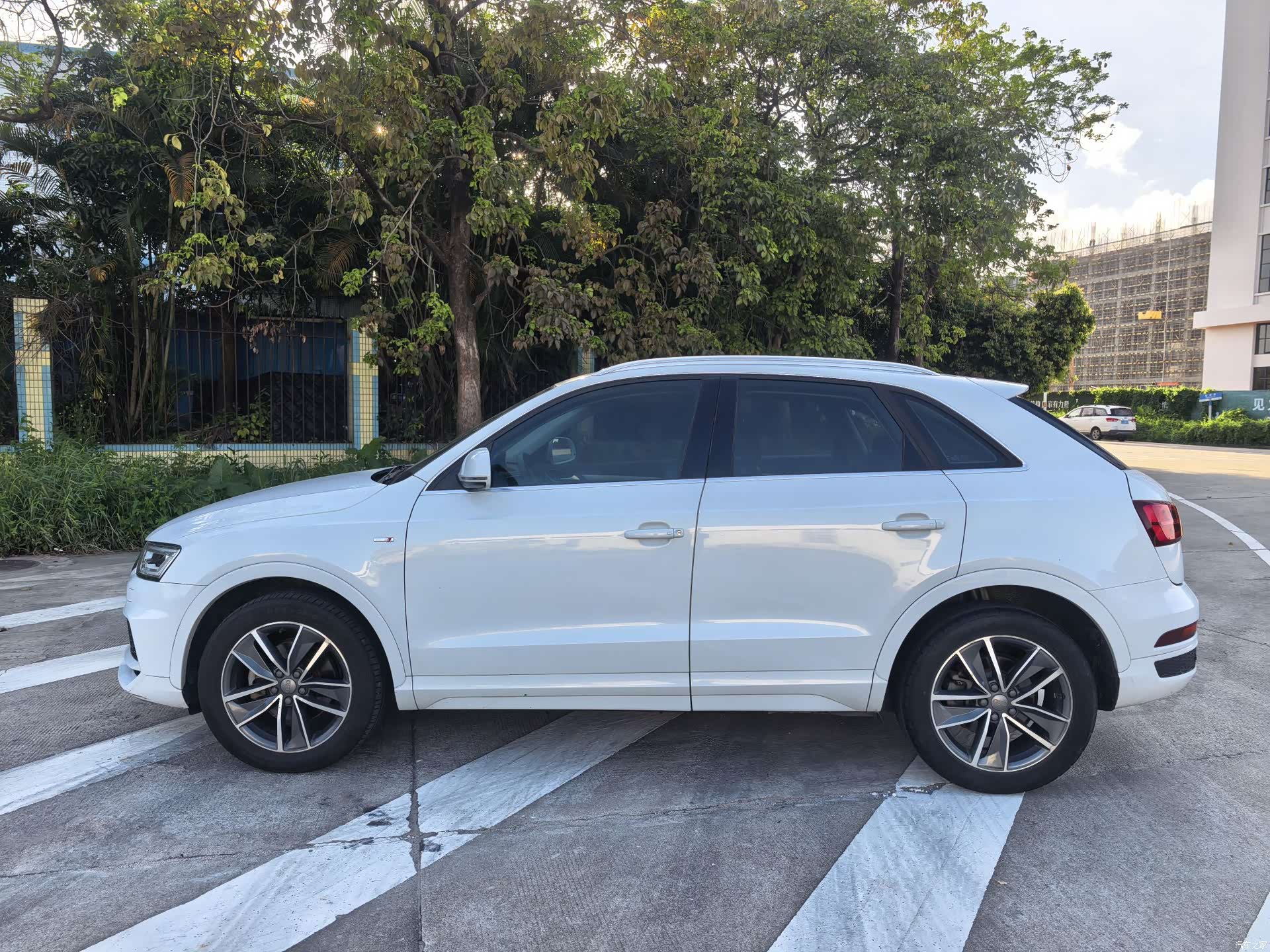 Audi Q3, 2019 8
