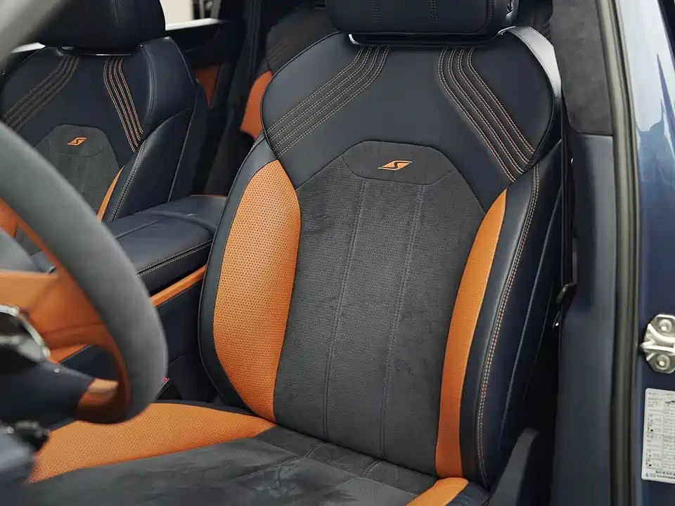 Bentley Tim Yue Bentley Tim Yue