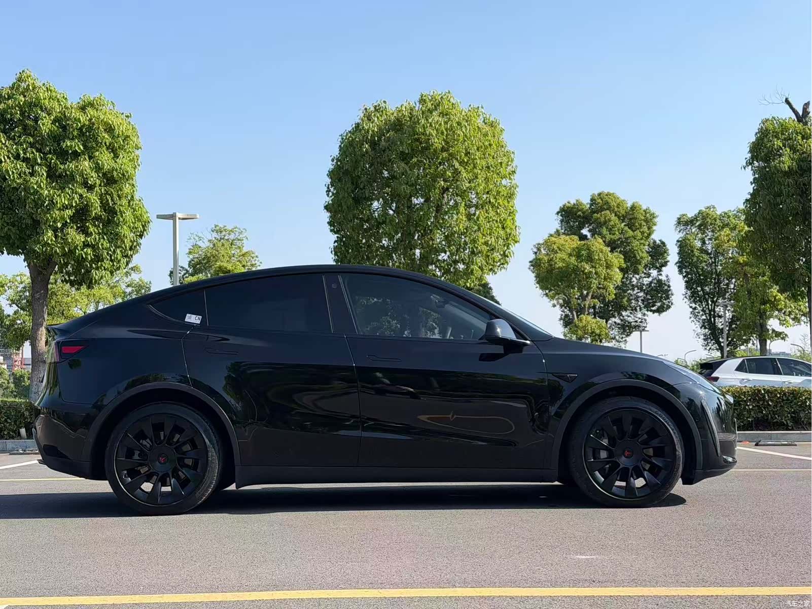 Tesla Model Y, 2021 6