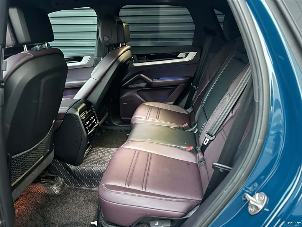 Porsche Cayenne, 2024 12