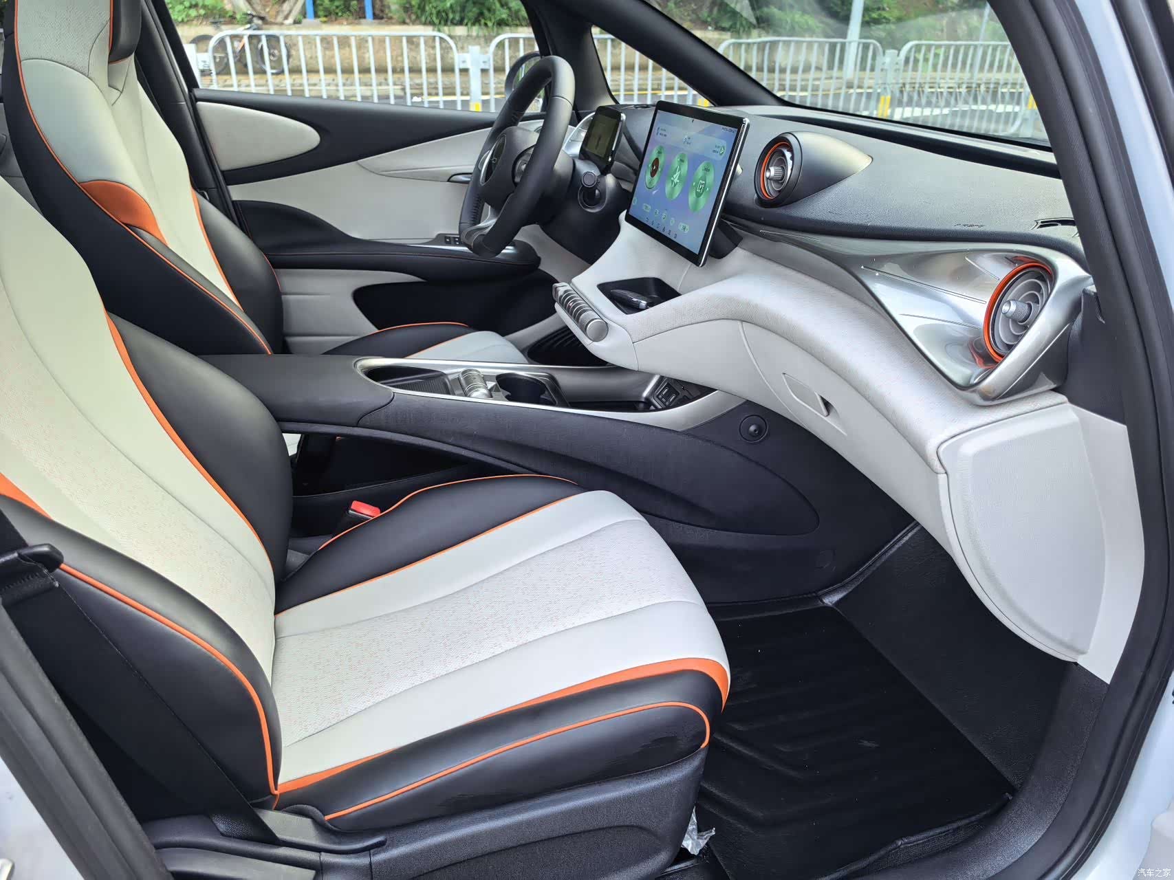 BYD Dolphin, 2022 7