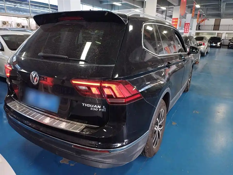 Volkswagen Tiguan L