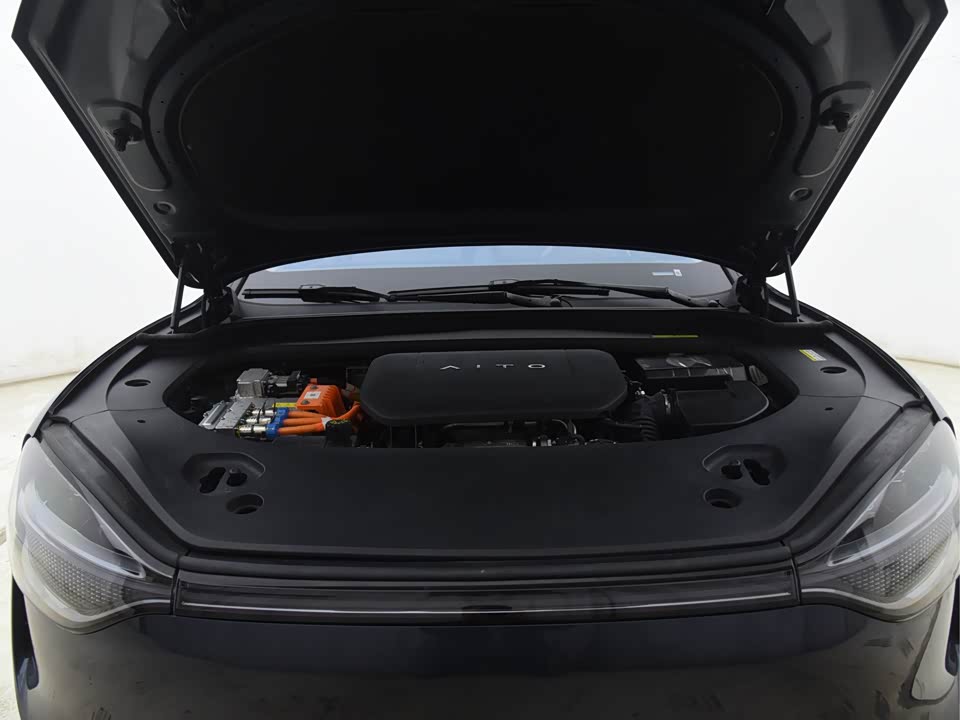 AITO Ask the world M9