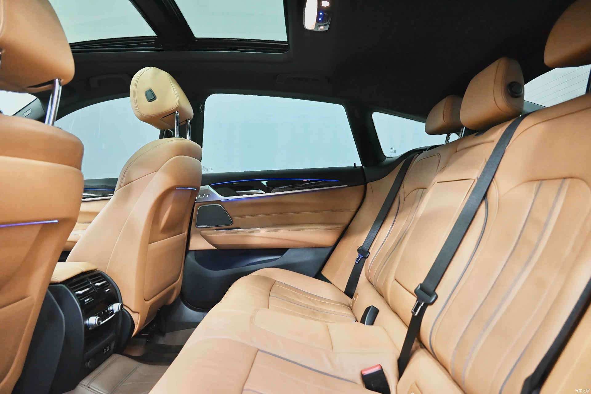 BMW 6 Series GT, 2024 30